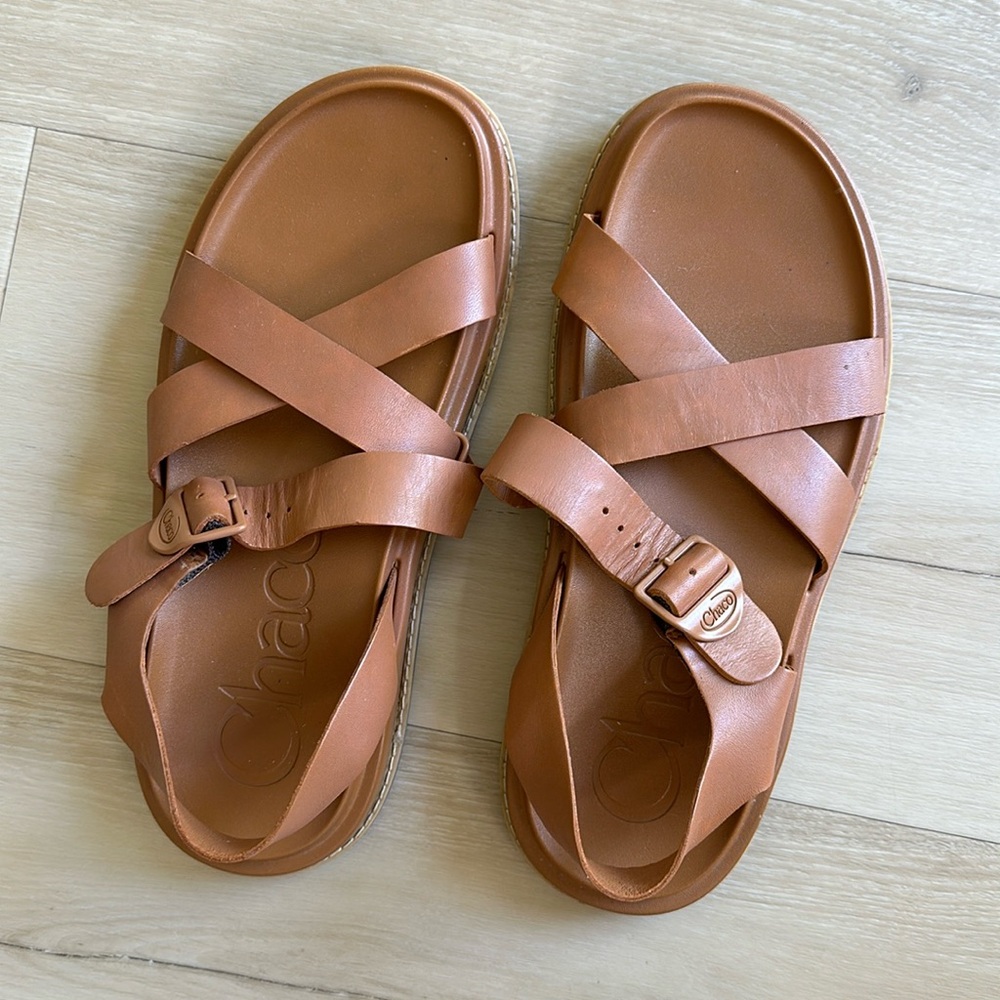 EUC Chaco Sandals
